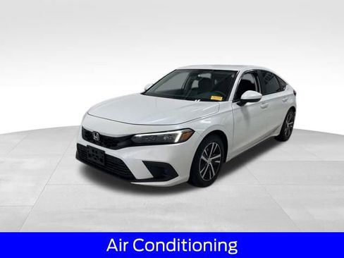 Used 2023 Honda Civic LX image 3