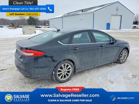 Used 2017 Ford Fusion SE image 4