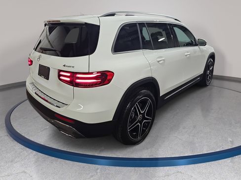 New 2026 Mercedes-Benz GLB 250 4MATIC image 5