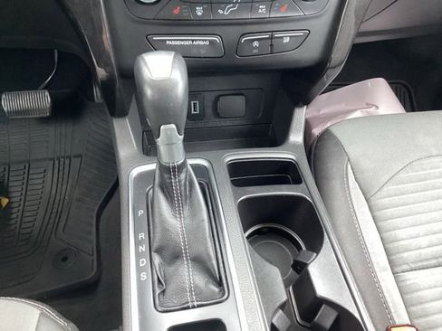 Used 2017 Ford Escape Titanium AWD/4WD image 33