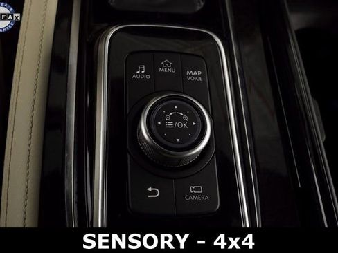Used 2023 INFINITI QX80 Sensory image 35