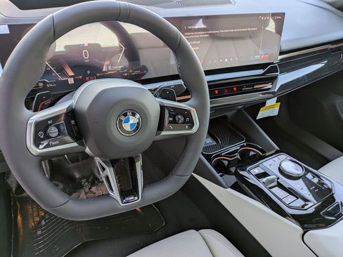 New 2026 BMW 530i xDrive w/ M Sport Package image 16