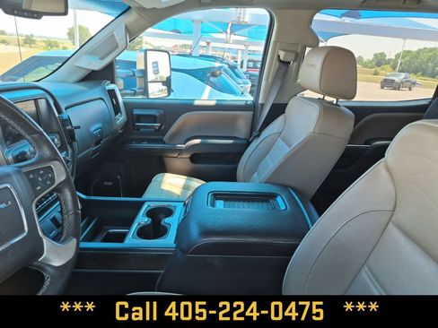 Used 2017 GMC Sierra 2500 Denali w/ Duramax Plus Package AWD/4WD image 20