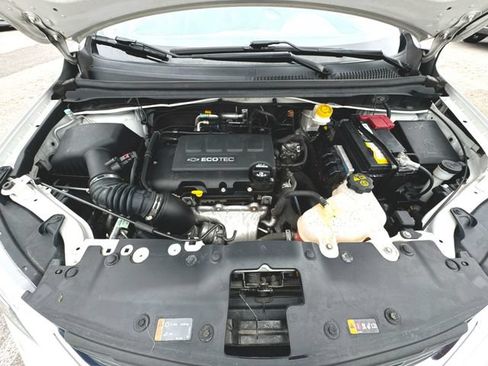 Used 2019 Chevrolet Sonic Premier FWD image 29