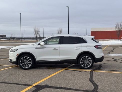 Used 2022 Lincoln Nautilus Reserve w/ Equipment Group 201A image 36