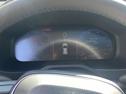 Used 2025 Toyota RAV4 Limited FWD image 36