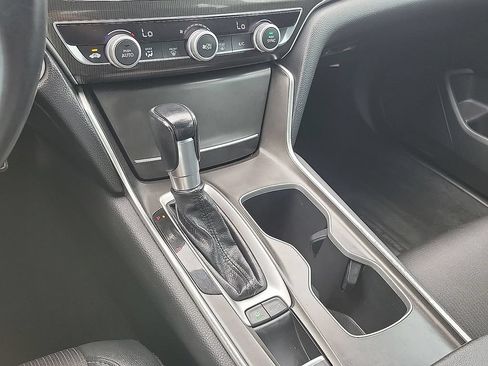 Used 2019 Honda Accord Sport image 17