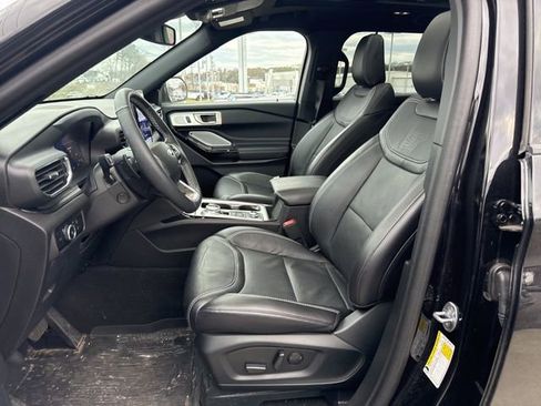 Used 2023 Ford Explorer ST w/ Equipment Group 401A image 21