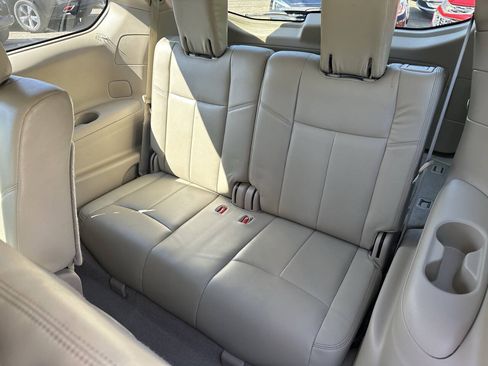 Used 2015 Nissan Pathfinder S FWD image 21