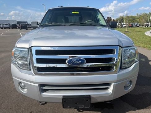 Used 2011 Ford Expedition XLT AWD/4WD image 3