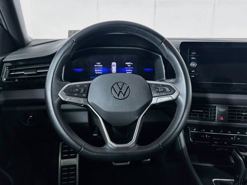 Used 2025 Volkswagen Jetta Sport FWD image 18
