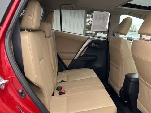 Used 2013 Toyota RAV4 Limited AWD/4WD image 32