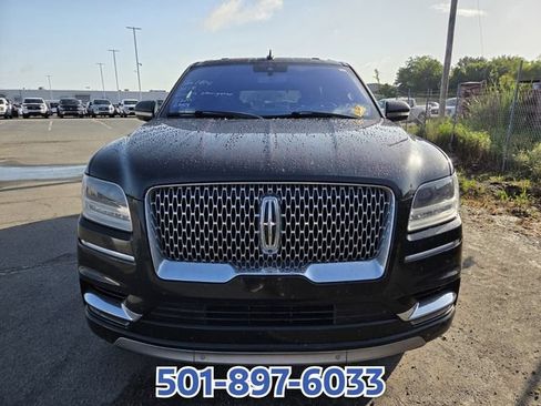Used 2018 Lincoln Navigator Reserve w/ Technology Package AWD/4WD image 2
