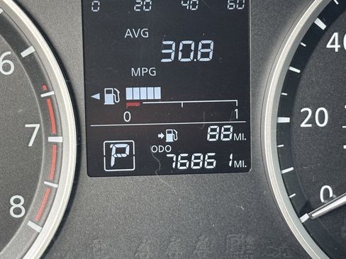 Used 2023 Nissan Kicks S image 26