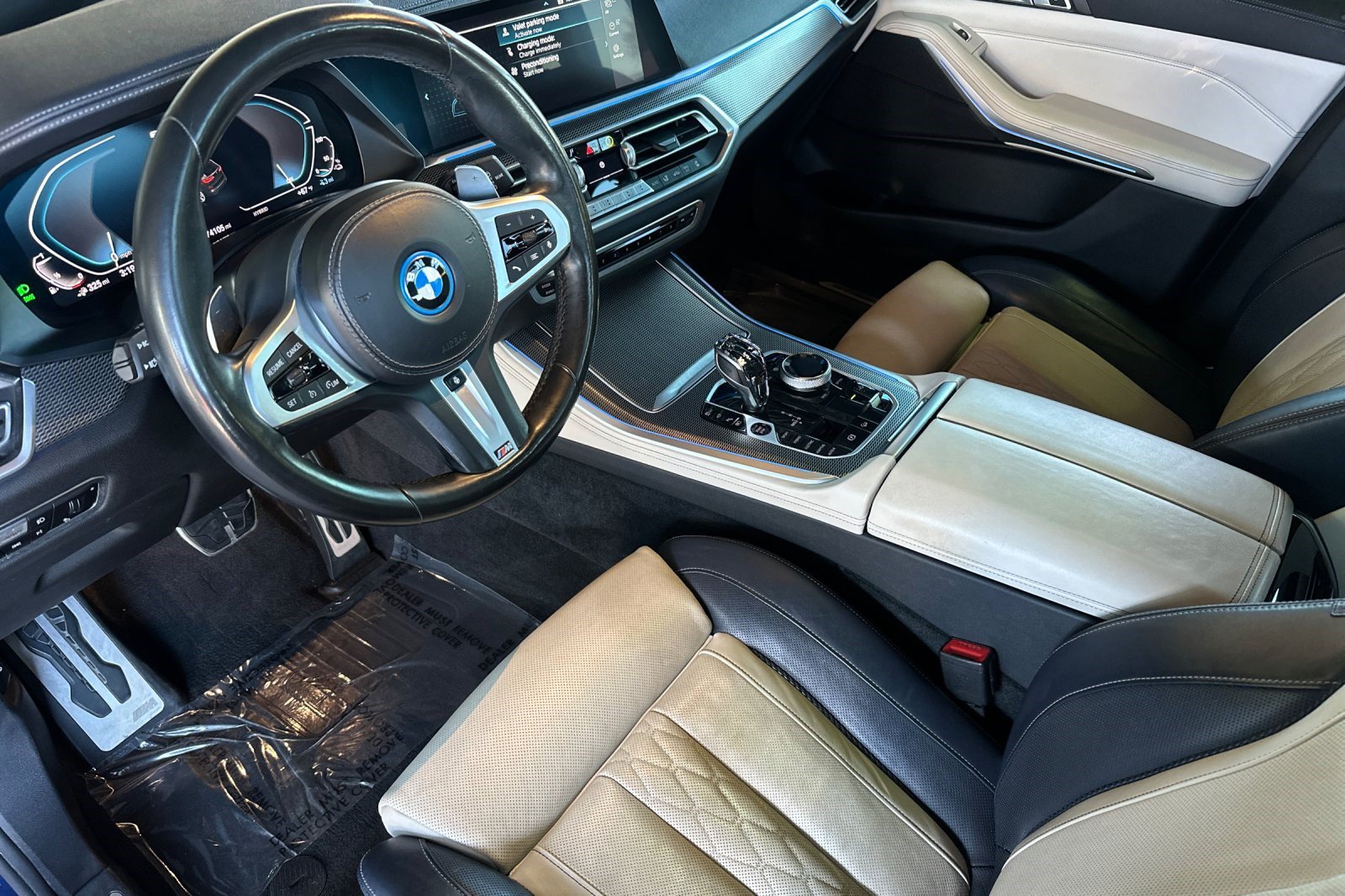 Used 2022 BMW X5 xDrive45e w/ M Sport Package AWD/4WD image 11