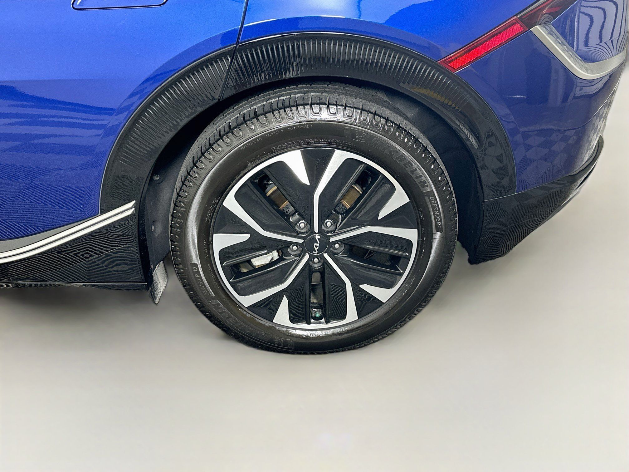 Used 2024 Kia EV6 Wind AWD/4WD image 11