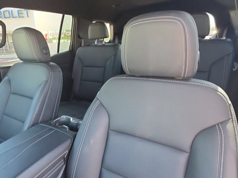 Certified 2026 Chevrolet Traverse LT AWD/4WD image 15