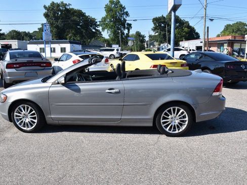 Used 2007 Volvo C70 T5 image 3