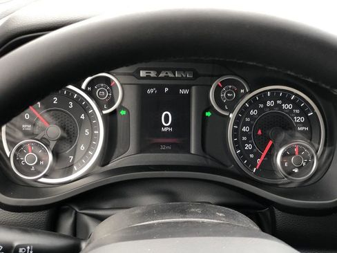 New 2026 RAM 1500 4x4 Crew Cab image 24