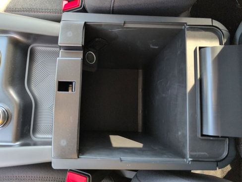 New 2026 Ford Explorer Active image 35