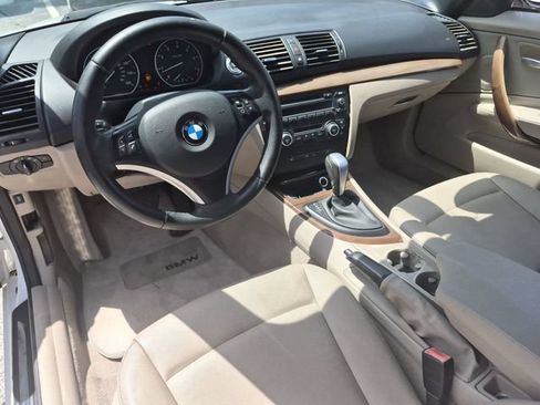 Used 2009 BMW 128i Convertible RWD image 10