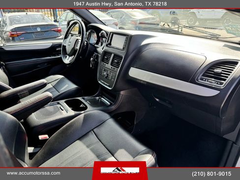 Used 2020 Dodge Grand Caravan GT image 15