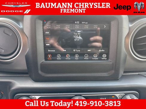 Used 2022 Jeep Wrangler Unlimited Sport AWD/4WD image 18