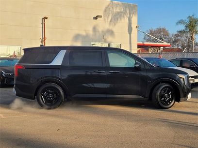 New 2026 Kia Carnival LXS