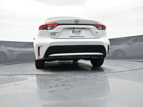 Certified 2020 Toyota Corolla LE image 30
