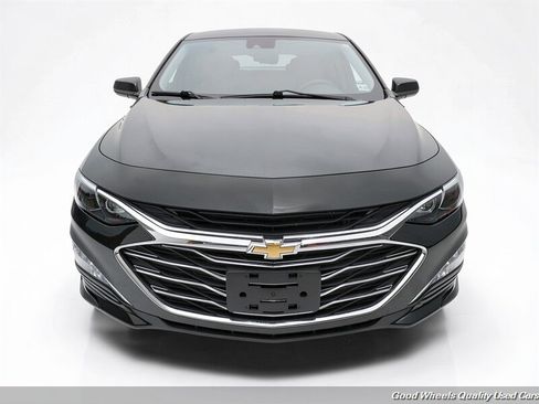Used 2023 Chevrolet Malibu LT FWD image 2