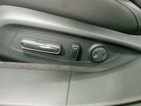 Used 2023 Honda Accord EX-L image 19
