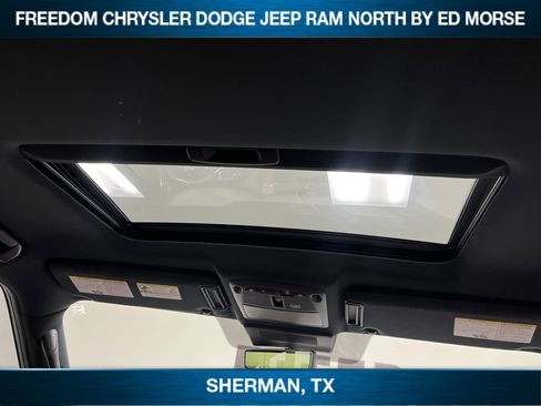 Used 2021 INFINITI QX80 Sensory w/ Cargo Package RWD image 12