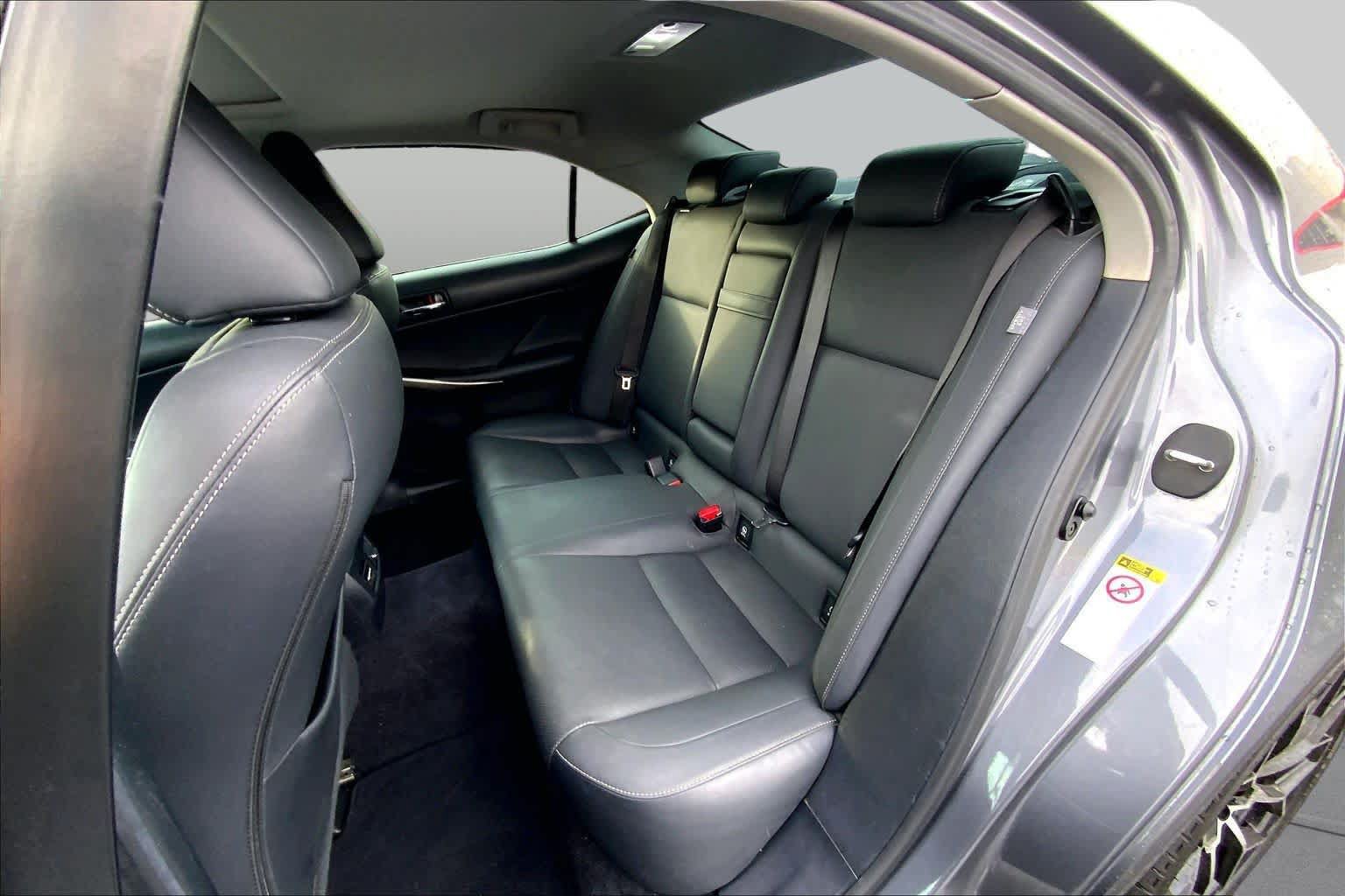 Used 2014 Lexus IS 250 w/ Navigation Package RWD image 21