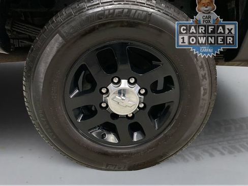 Used 2014 Chevrolet Silverado 2500 LT w/ Interior Plus Package image 15