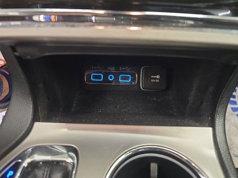 Used 2021 Jeep Grand Cherokee Limited w/ Premium Lighting Group AWD/4WD image 27