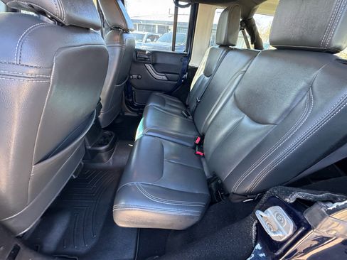 Used 2013 Jeep Wrangler Unlimited Sport image 16
