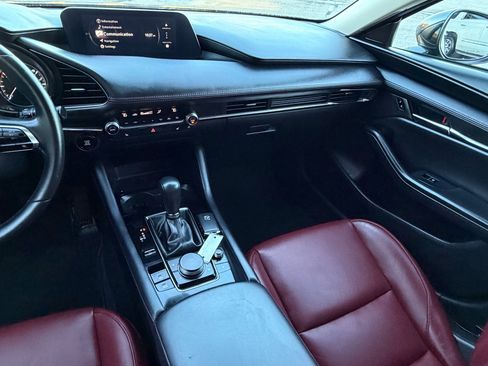 Used 2024 MAZDA MAZDA3 s image 29