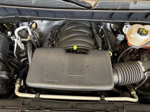 Used 2019 Chevrolet Silverado 1500 Custom Trail Boss AWD/4WD image 25