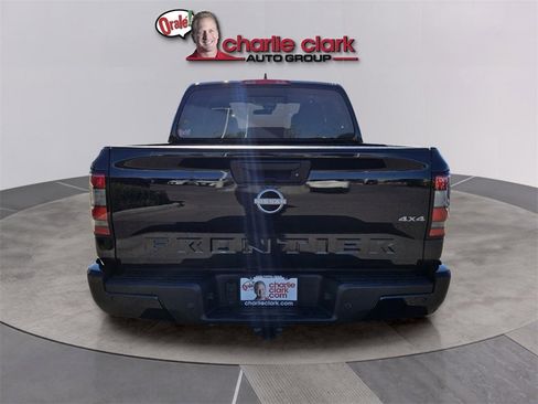 New 2025 Nissan Frontier SV w/ SV Convenience Package image 4