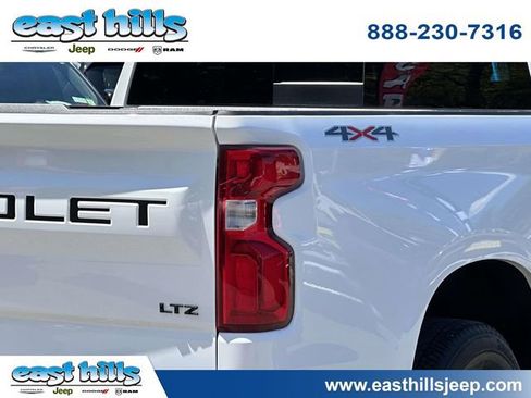 Used 2023 Chevrolet Silverado 1500 LTZ w/ LTZ Convenience Package II AWD/4WD image 11
