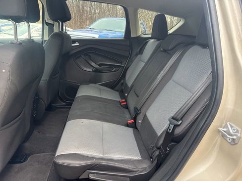 Used 2017 Ford Escape SE image 33