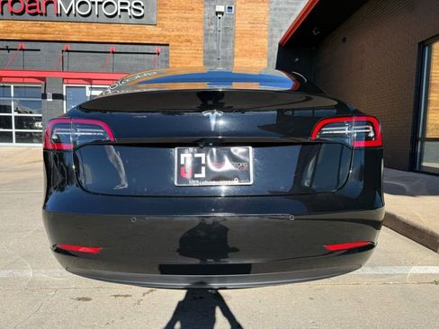 Used 2021 Tesla Model 3 Standard Range Plus image 16