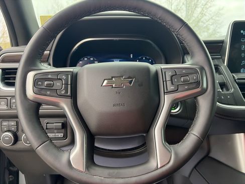 Used 2024 Chevrolet Tahoe Z71 w/ Luxury Package AWD/4WD image 15