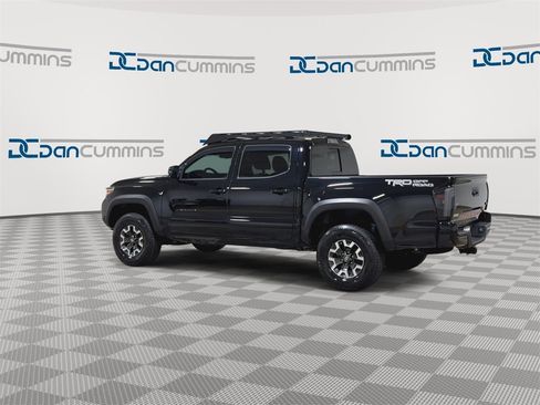 Used 2019 Toyota Tacoma TRD Off-Road image 9