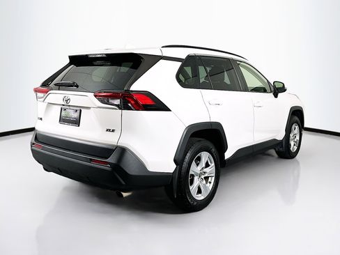 Used 2019 Toyota RAV4 XLE FWD image 9