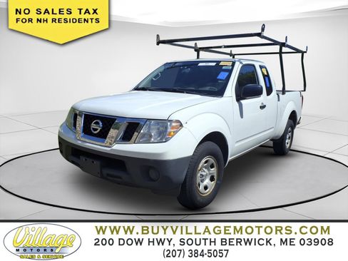 Used 2017 Nissan Frontier S RWD image 2