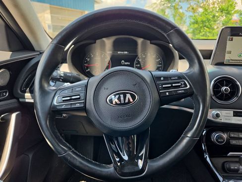Used 2018 Kia Stinger Premium AWD/4WD image 28