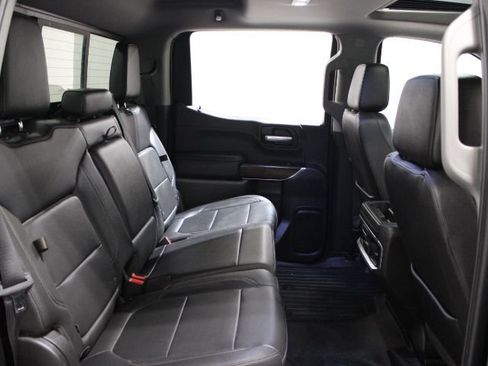 Used 2019 GMC Sierra 1500 SLT image 30