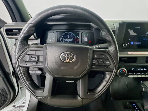 Used 2025 Toyota Tacoma SR5 RWD image 17