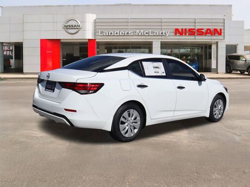 New 2025 Nissan Sentra S image 3